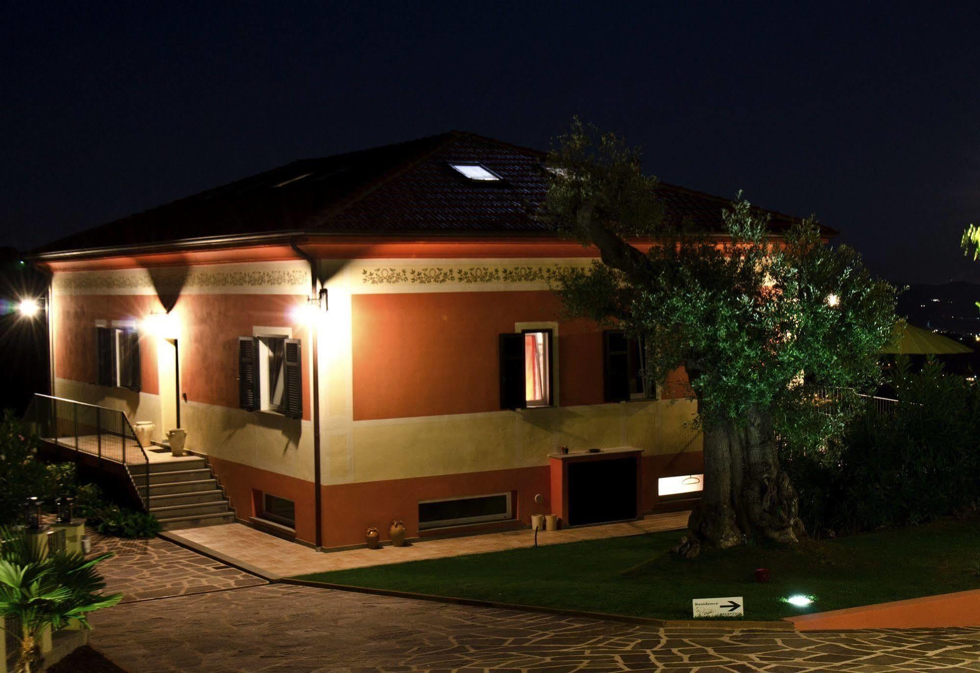 Apartament Olivium La Spezia Zewnętrze zdjęcie